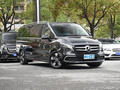 奔驰V级 V 260 L长轴距尊贵版2022款