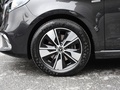 奔驰V级 V 260 L长轴距尊贵版2022款