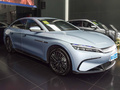 汉 EV 冠军版506KM前驱尊贵型2023款