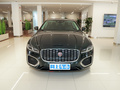 捷豹XFL XFL 2.0T P250两驱尊享豪华版2023款