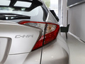 豐田C-HR 2.0L領(lǐng)先版2023款