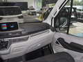 新途V90 2.0T 手動運杰前驅(qū)短袖高頂后單胎6座2022款