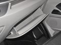 新途V90 2.0T 手動運杰前驅(qū)短袖高頂后單胎6座2022款