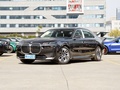 寶馬i7 eDrive50L領(lǐng)先豪華套裝2023款
