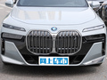 宝马i7 图片