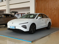 荣威D7 EV 610km后驱旗舰版2023款