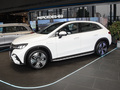 奔驰EQE SUV 350 4MATIC豪华版2024款