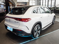 奔驰EQE SUV 350 4MATIC豪华版2024款