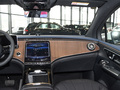 奔驰EQE SUV 350 4MATIC豪华版2024款