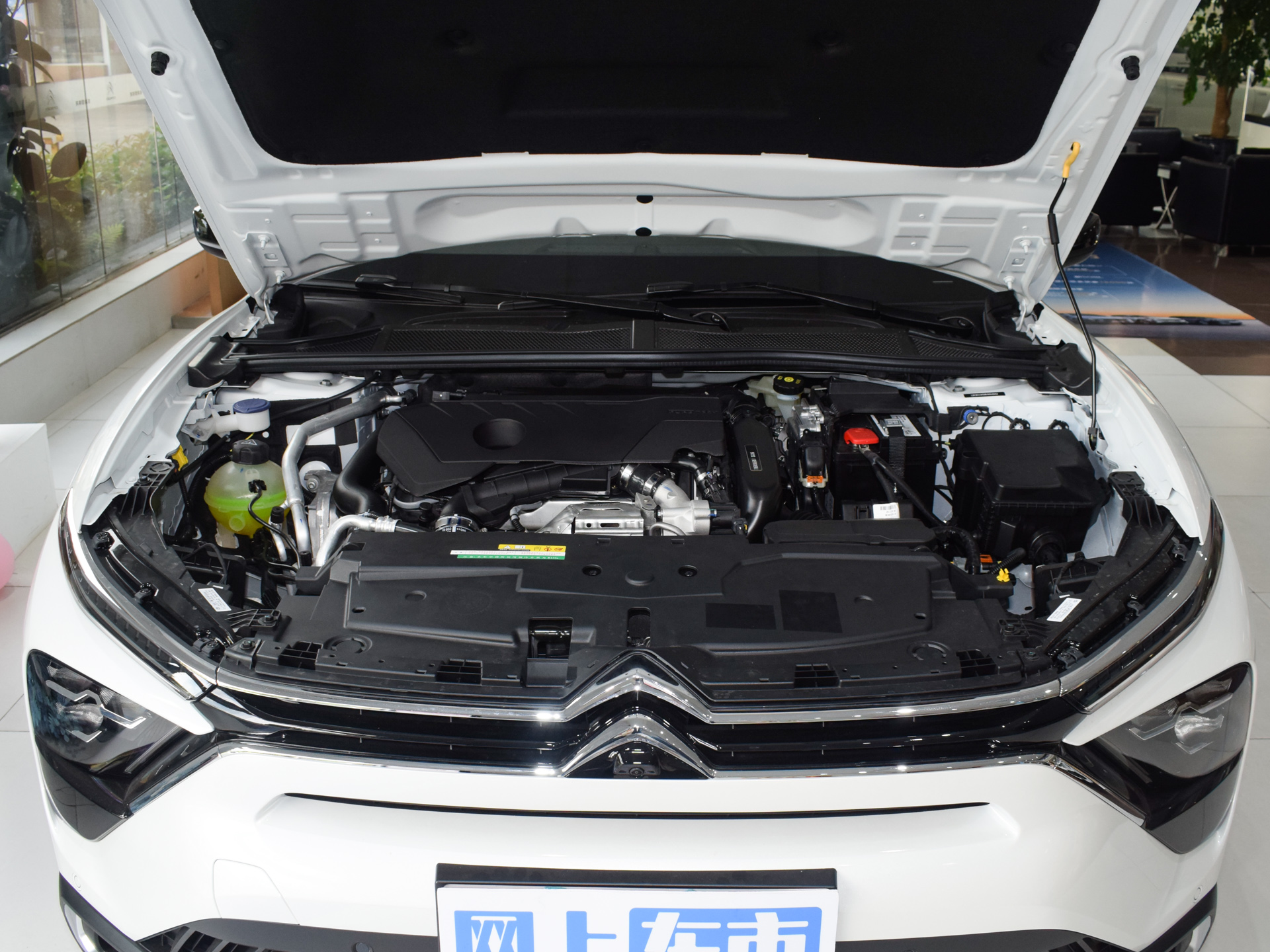 凡爾賽C5 X 1.6T勢(shì)不凡2024款