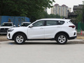 捷途X70 1.5T 手動(dòng)榮耀版7座2024款