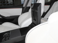 Model 3 高性能全輪驅(qū)動(dòng)版2024款