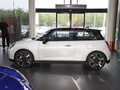 電動MINI COOPER 452km COOPER SE藝術家2024款