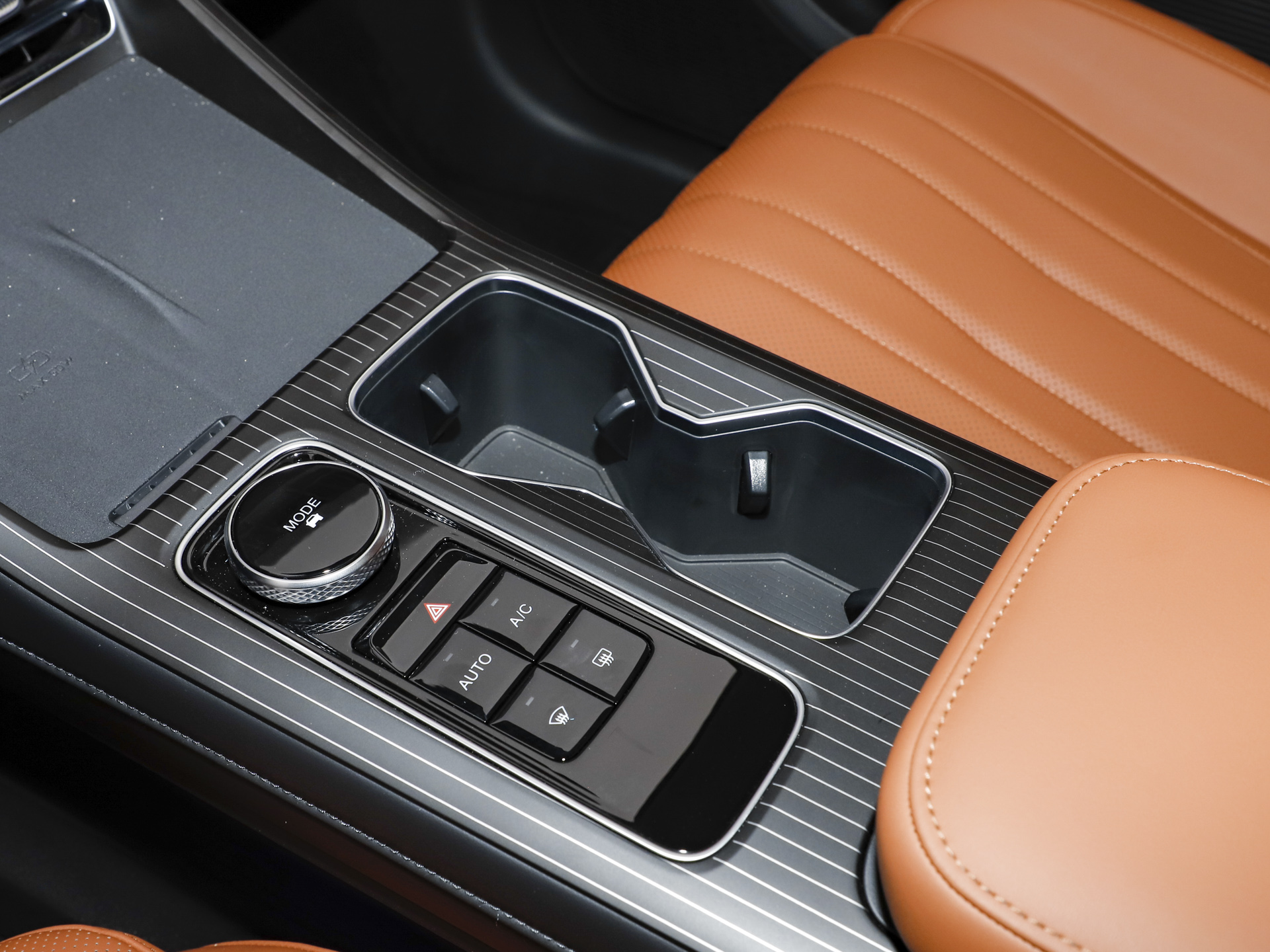 瑞虎8 虎款 鯤鵬310TGDI自動尊貴型2026款