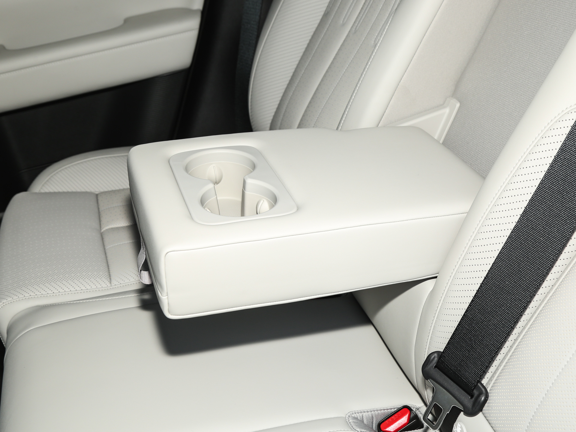 鈦7 190KM四驅Ultra版2025款