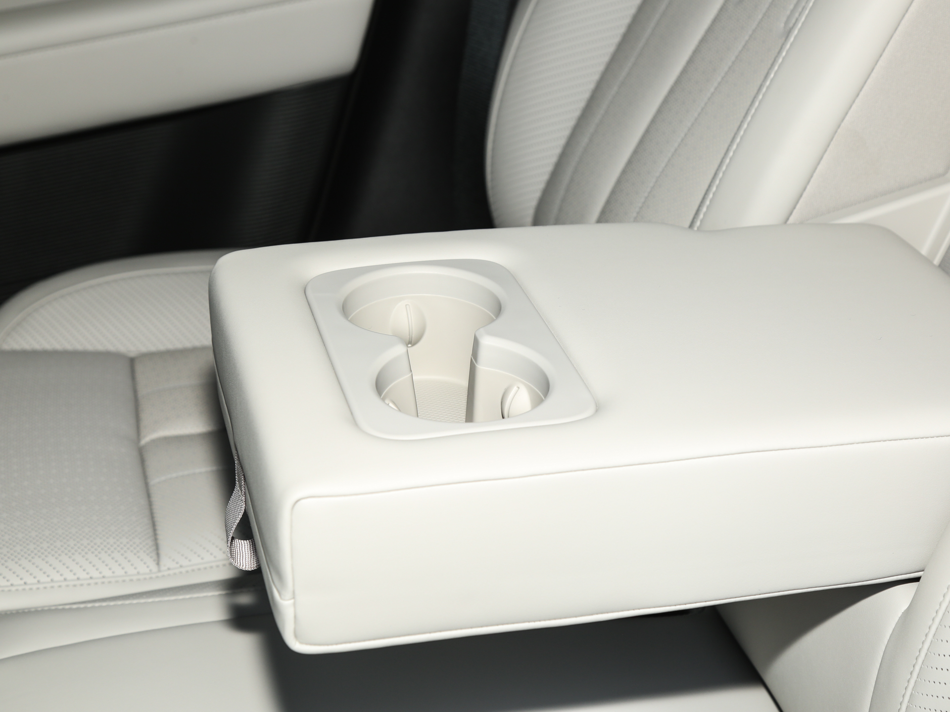 鈦7 190KM四驅Ultra版2025款