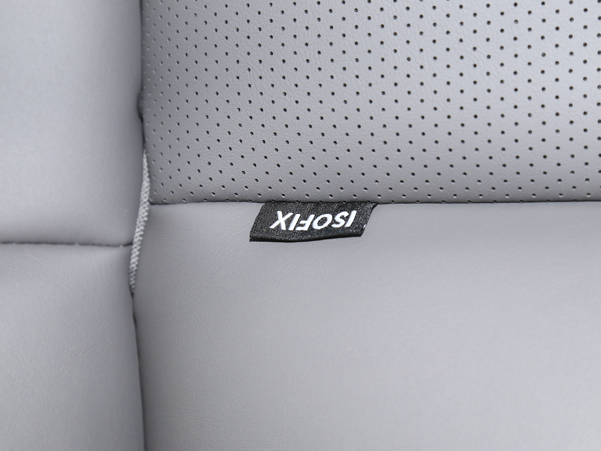 深藍L06 670Ultra激光版2026款