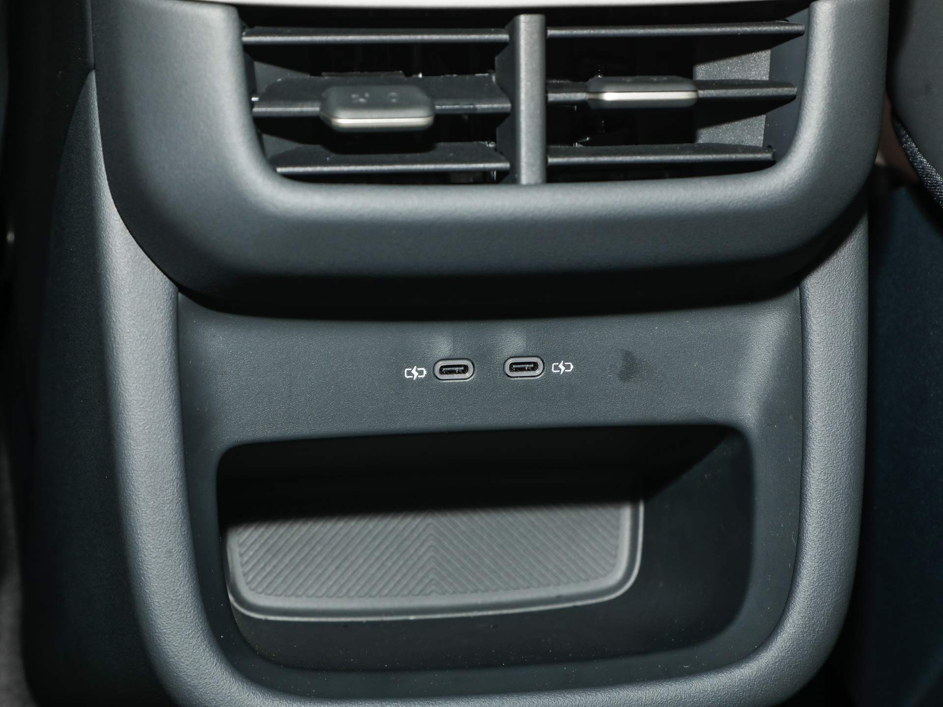 與眾08 長續(xù)航后驅(qū)Ultra2026款