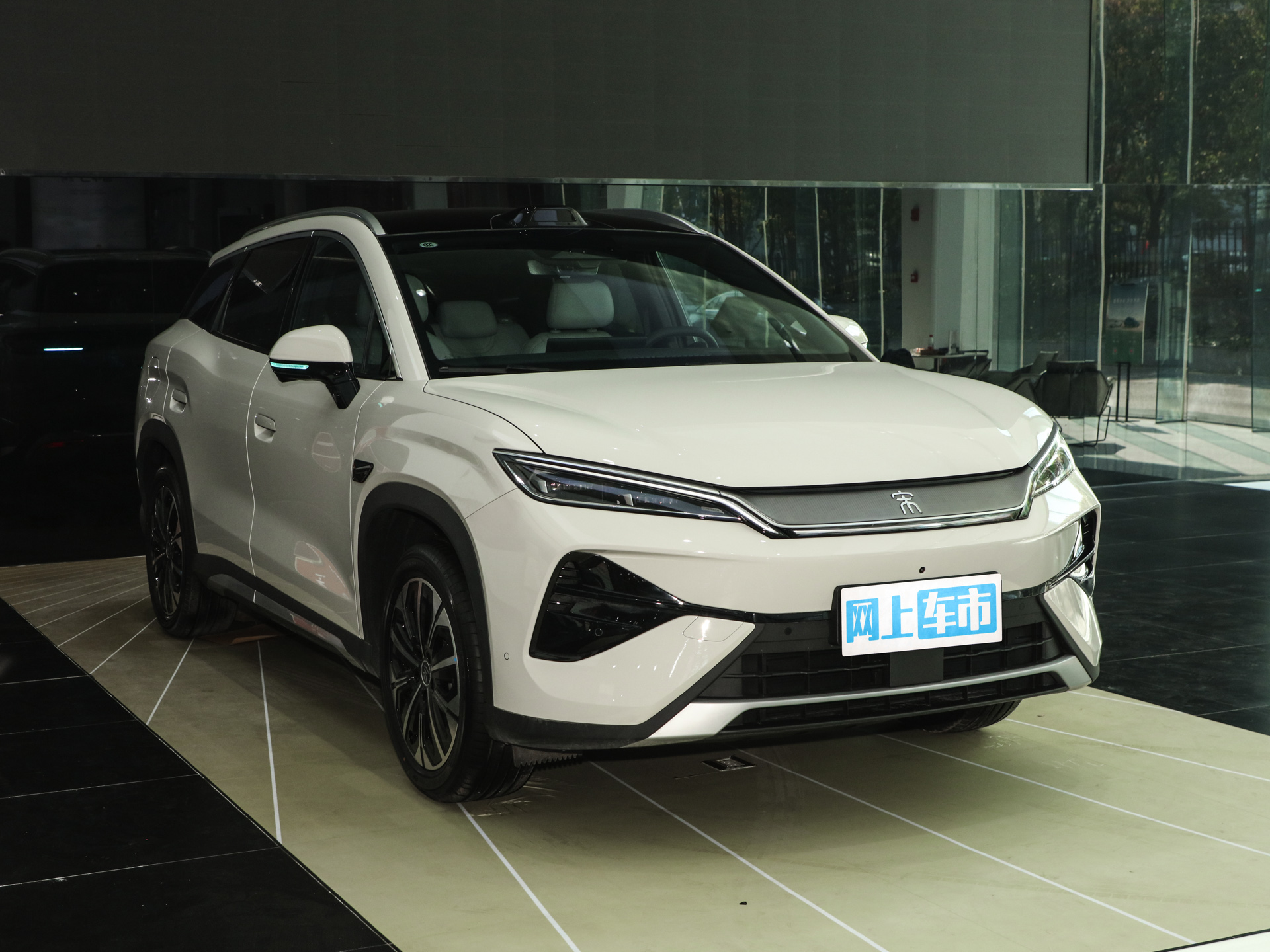 宋Ultra EV 710KM超越型2026款