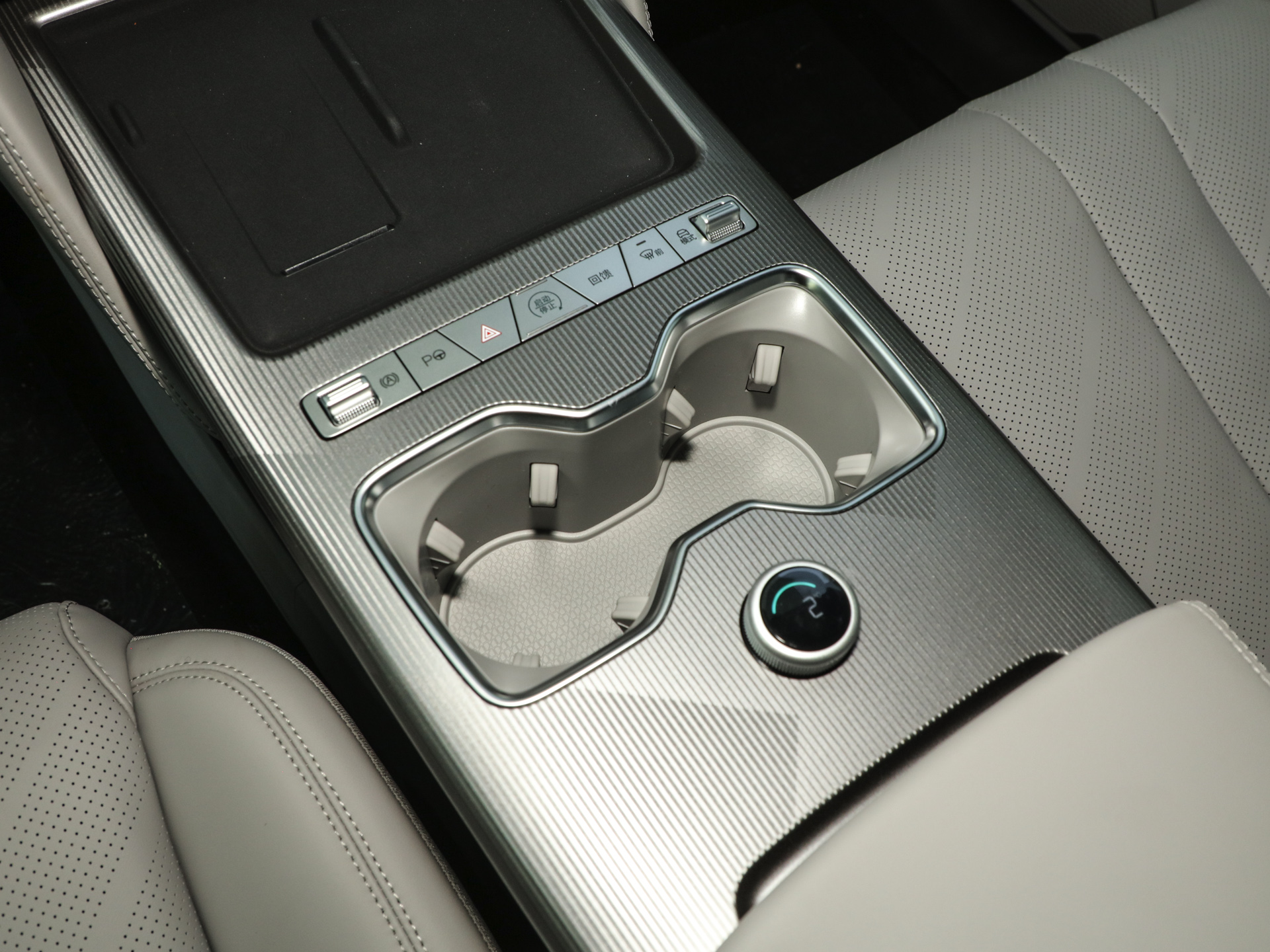 宋Ultra EV 710KM超越型2026款