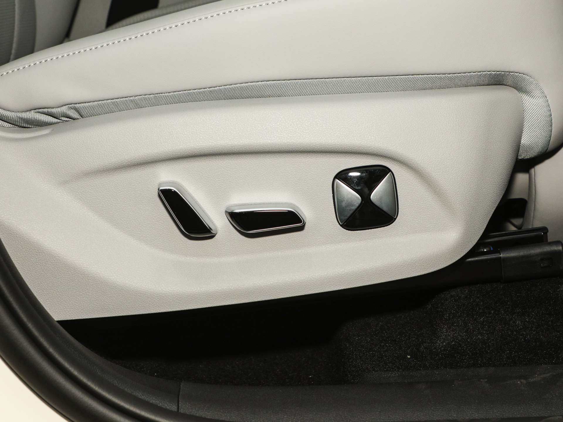 宋Ultra EV 710KM超越型2026款