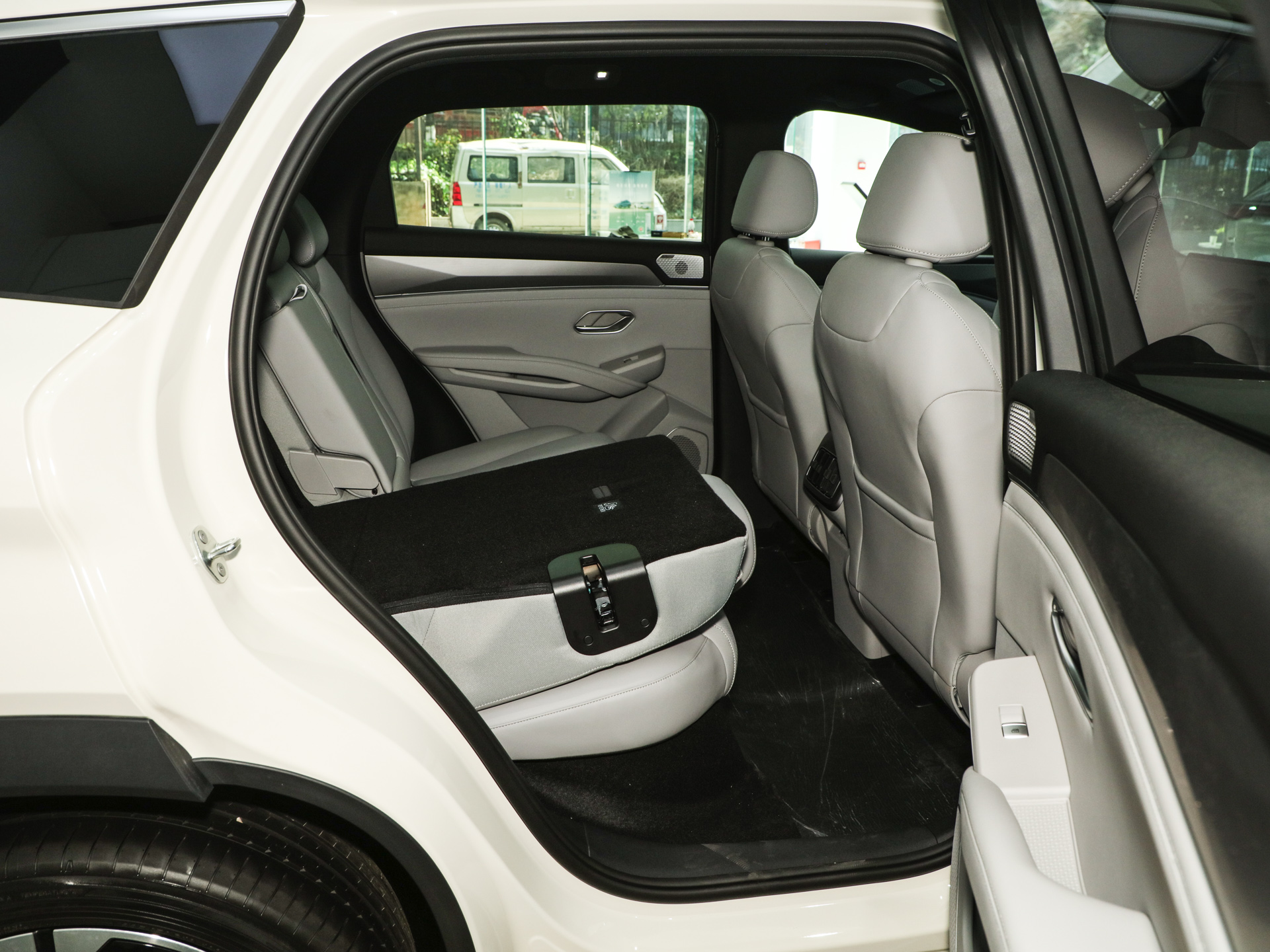 宋Ultra EV 710KM超越型2026款