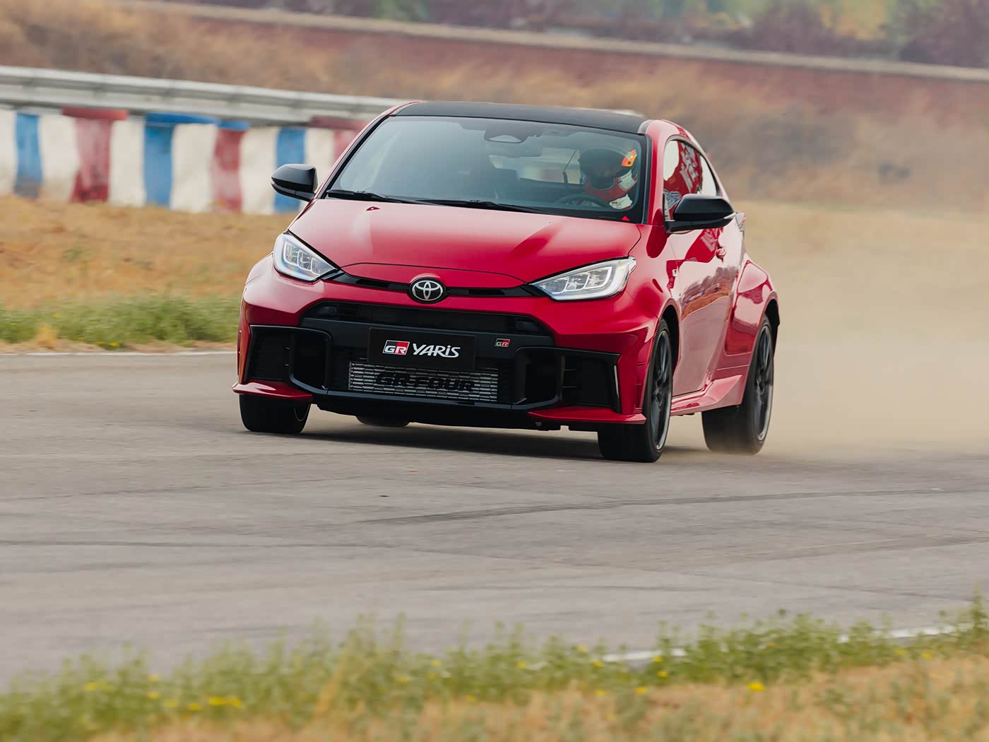 雅力士(海外) 图片