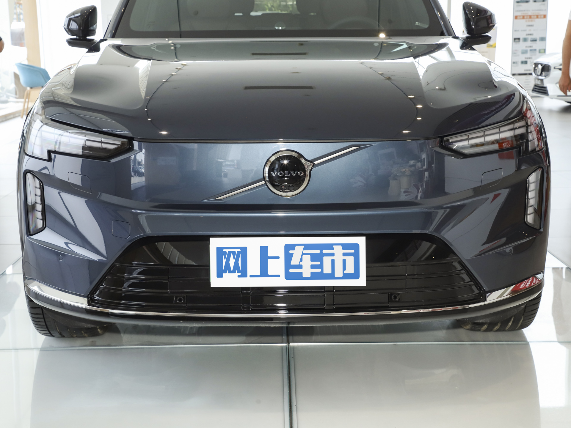 沃尔沃EX90 图片
