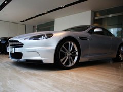 阿斯顿·马丁DBS 2009款 6.0 Touchtronic Coupe