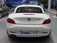 宝马(进口)  Z4 Coupe 23i 车辆正后方尾部视角