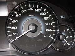 力狮 2010款 2.0L CVT 豪华版
