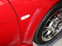 LANCER 2010款 2.0L 自动 BBS轮毂版5座
