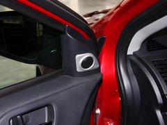 LANCER 2010款 2.0L 自动 BBS轮毂版5座
