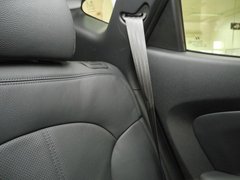现代ix35 2010款 2.0L 自动 2WD精英版 GLS 5座