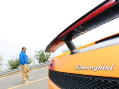 Gallardo 2011款 LP570-4 5.2L AMT Superleggera