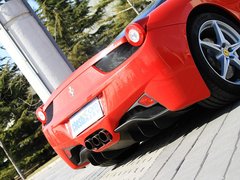 法拉利458 2011款 4.5L DCT 标准型