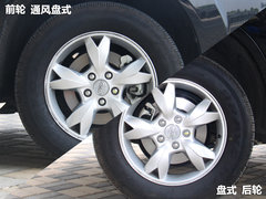 比亚迪S6 2011款 2.0L 手动 尊贵型 5座