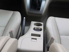 比亚迪S6 2011款 2.0L 手动 尊贵型 5座