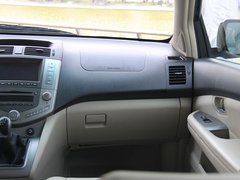 比亚迪S6 2011款 2.0L 手动 尊贵型 5座