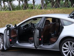奥迪A7 2012款 3.0 TFSI S-Tronic quattro 豪华型