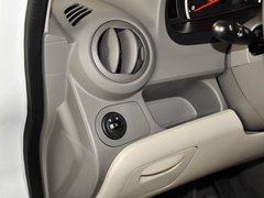 赛欧 2010款 两厢 1.2SE EMT 理想版