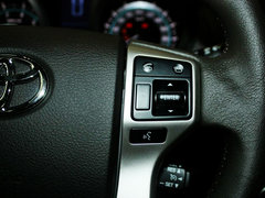 一汽丰田  普拉多 4.0   AT 方向盘右侧
