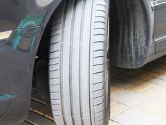 辉腾 2011款 V6 3.6L 4座加长Individual版