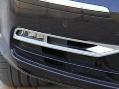 辉腾 2011款 V6 3.6L 4座加长Individual版