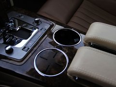 辉腾 2011款 V6 3.6L 4座加长Individual版