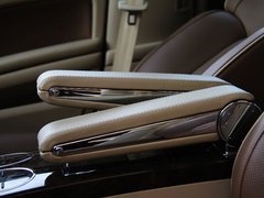 辉腾 2011款 V6 3.6L 4座加长Individual版