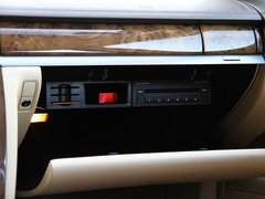 辉腾 2011款 V6 3.6L 4座加长Individual版