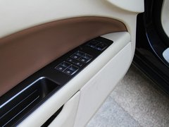 辉腾 2011款 V6 3.6L 4座加长Individual版