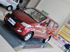 五菱宏光 2010款 1.2L 手动 标准型 7座