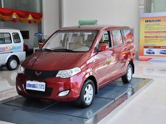 五菱宏光 2010款 1.2L 手动 标准型 7座